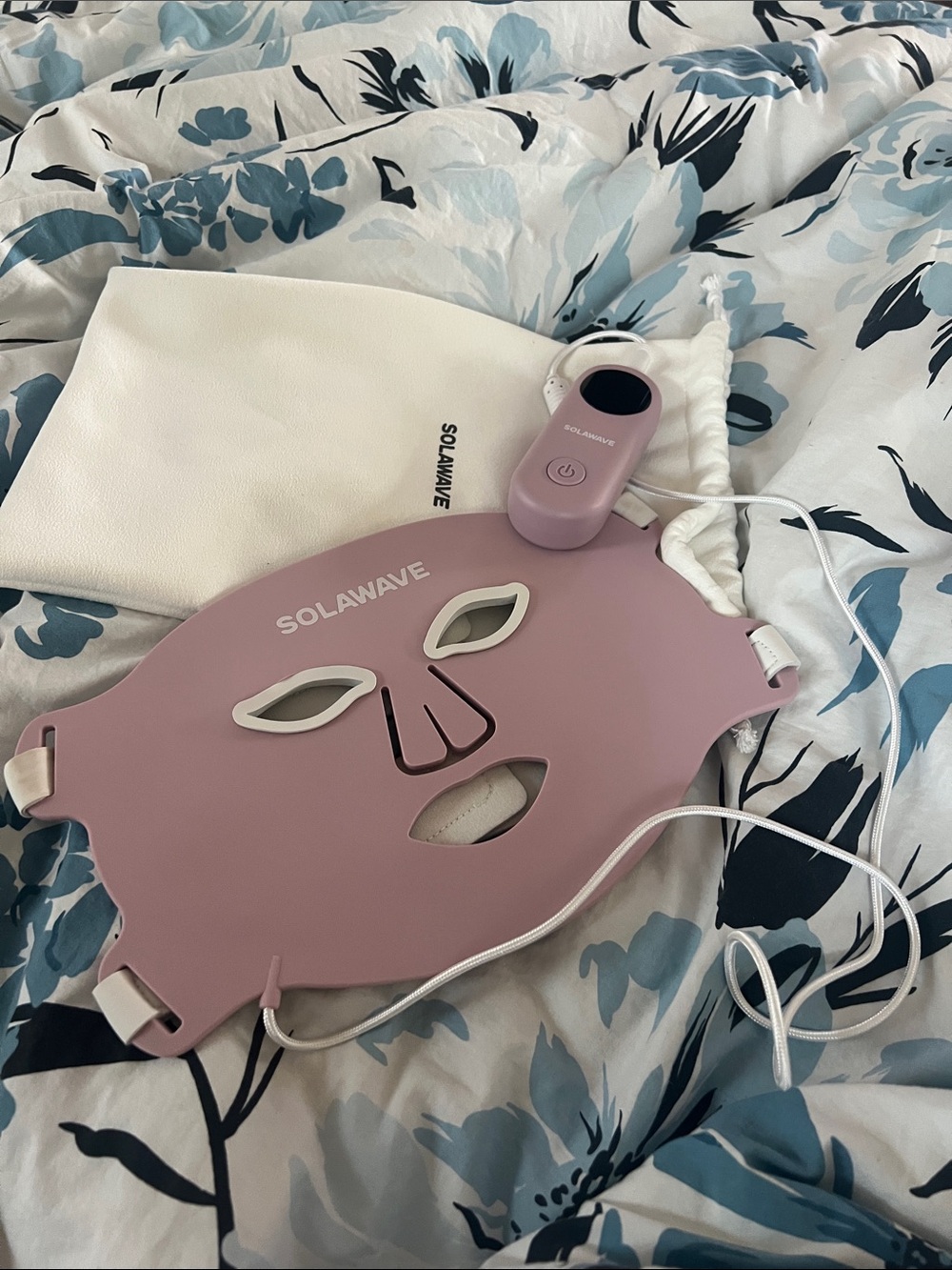 Solawave face mask - red light therapy